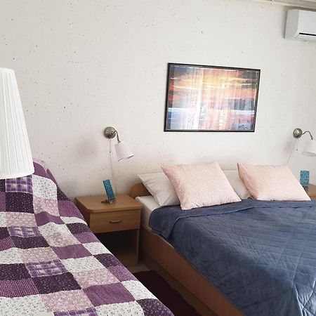 Apartments Bura & Jugo, Cres, Without Stress Exterior photo