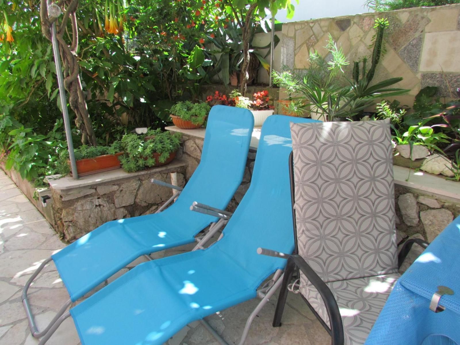 Apartments Bura & Jugo, Cres, Without Stress Exterior photo